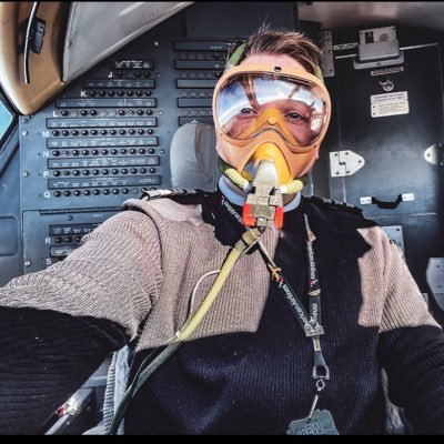 pilot_sager's profile picture. Commercial pilot ✈