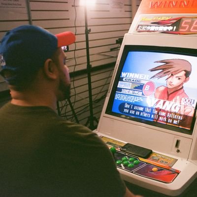 3rd strike yang main from NJ -2x jazzy finalist - Oldschool melee player - halo 2/3 player - Vayne enjoyer - I stream from time to time mostly 3s! Play 3s!!!