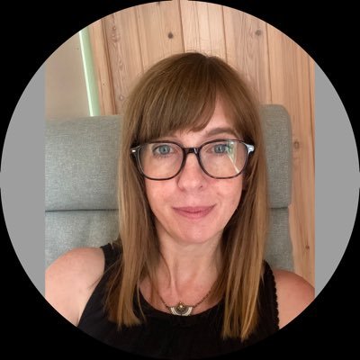 Teacher of EAL in Oxford. Tree lover. Likes to write poems. She/her.