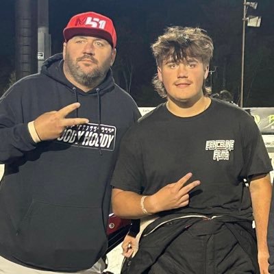 32_Ump's profile picture. Married Life is too short, live everyday like its your last. CT #51 SK Lite Dad #Beer #Cigars #UConn #Patriots #Yankees