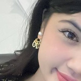 oliviacruy's profile picture. 🌍 Adventurer | 🌟 Enthusiast of Fine Arts | 🍷 Wine Lover | 🌿 Nature Aficionado

Embracing the charm of Europe, one experience at a time. Passionate Lady