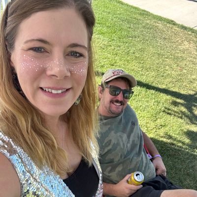 KellyJean80's profile picture. IL/STL/CO Mountain mama. Music lover. ⭕️⭕️⭕️ Outdoors. Fitness. Adventure. Sports. Colorado. Mountains. IG: @Whiskeytangojumpsquats