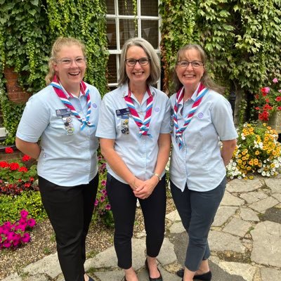 #inspiregirls #adventure in #SouthWestEngland @GirlguidingSWE Chief Commissioner Team, part of @Girlguiding. Tweets by @rachetat , @OGCGirlguiding and Helen 💙