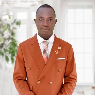 JCSR/PF, RAF de la Coordination communale de jeunes,Président CADEJ, SG CCJ Agoè-Nyivé 6, Informaticien, Technicien Génie civil, Assistant Architecte.