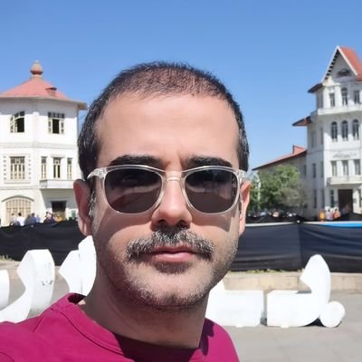 erfanz87's profile picture. Former international relations expert.
A teacher