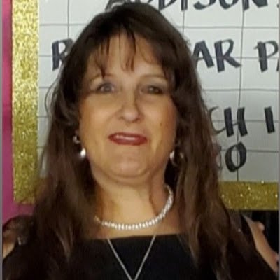 StephieH1369's profile picture. 