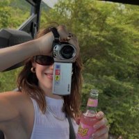 b☼ (@n0rmalbibi) 's Twitter Profile