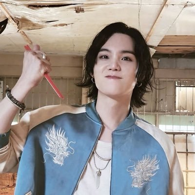 ♡ / 29 / 𝙥𝙝𝙤𝙩𝙤𝙜𝙧𝙖𝙥𝙝𝙚𝙧 - designer / 𝙏𝙝𝙚 𝙚𝙣𝙙 𝙞𝙨 𝙛𝙞𝙡𝙡𝙚𝙙 𝙬𝙞𝙩𝙝 𝙖 𝙥𝙖𝙧𝙖𝙙𝙞𝙨𝙚 𝙤𝙛 𝙙𝙧𝙚𝙖𝙢𝙨´¯`•.¸¸¤🌻 she/her 🇨🇱