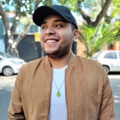 luisanto1998's profile picture. 