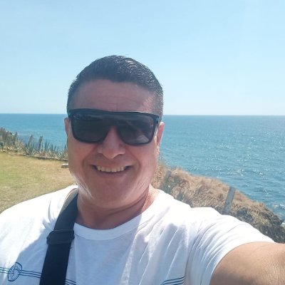 Amo la playa 🌊 la naturaleza, las plantas🌳🌿🌺🌎
Madridista, Aliancista y salvadoreño de 💙🤍💙🇸🇻.