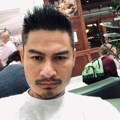 HoangLe1155800's profile picture. 