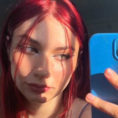 elvirar0jas's profile picture. 🐢❄️🌈💗🤠🍣🥂🌷🍬🍳