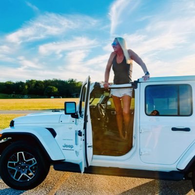 Julie_Kerkman's profile picture. Dream big.