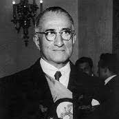 Echandiamolinar's profile picture. Rolo, papá tolimense, mamá costeña. Casado. Vive en Medellín. Darío Echandía.  Conservador. #derecha #Centroderecha #fuerapetro