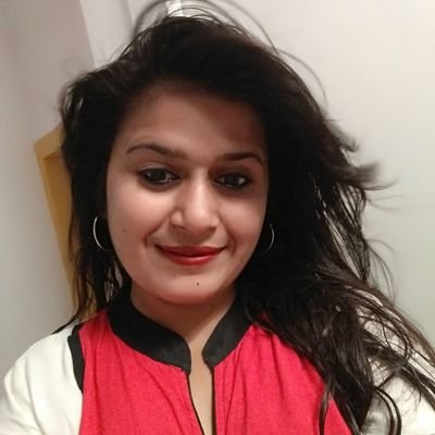 Proud to be Indian,
Socialist, A daughter, sister,
mother of a beautiful daughter 💗 & wife.