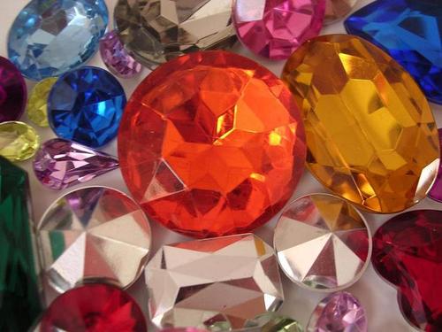 GemInAcrylic's profile picture. We are a manufacturer, specializing in acrylic gemstones, which can be used for jewelry, hair accessory, nail art, craft, clothes, to bling your life.