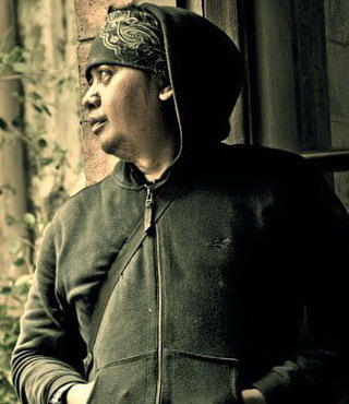 oeboed's profile picture. Love Azzam & @B3tie | Photography n' Rock Music Lovers | @PASbandOfficial | @tendostars | @1Matahari | Anditi Photography | Orange Studio | Civil Engineer