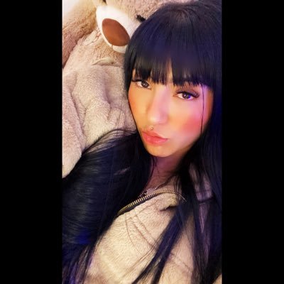 Paularennemberg's profile picture. 💜