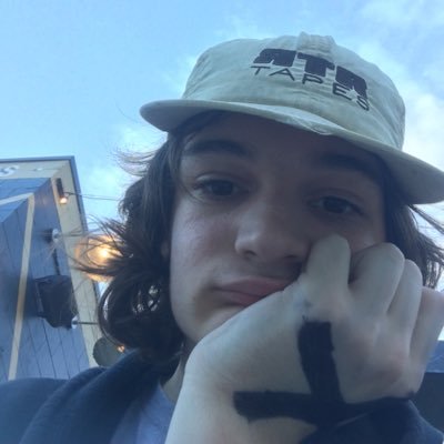 Just_Jacksy's profile picture. Because using twitter is an edgebreak.