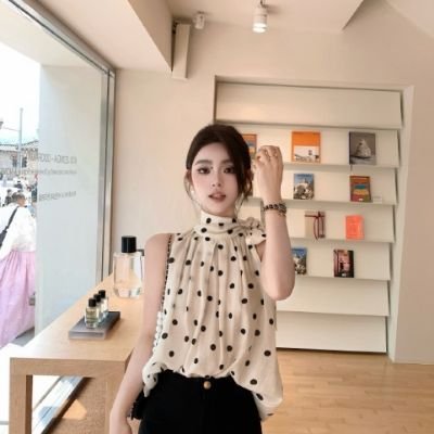 momoka788894716's profile picture. 