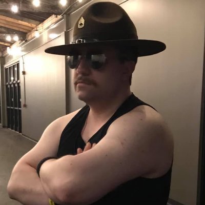 🇺🇸 I'm 43 years old I'm single i grew up in Boston. I'm into ghostbusters and cartoons and anything that is from the 80's/