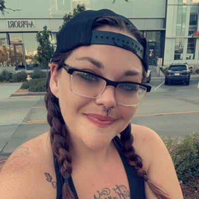 AriesQueen1313's profile picture. Sour patch Sadistic Kitten. Claws? Or Paws? It’s up to you! Initial Tribute $25 Unblocking $75 Get to sending!