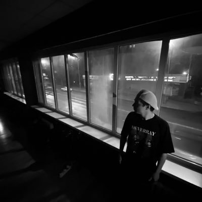 avextim's profile picture. 