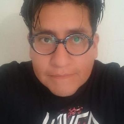 soy single, en busca de chicas y parejas para disfrutar en este ambiente, mi intencion es divertirme, disfrutar sanamente, no busco ni doy problemas,