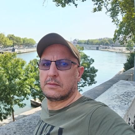TaharMahieddine's profile picture. hello