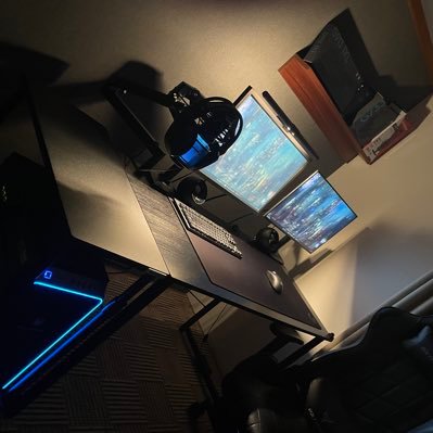 ev_akane8910's profile picture. モンハンワイルズ片手剣専やってます 全ての片手、防具、護石、猫武器、防具生産、モンスター討伐数称号、闘技大会全モンスS取得済み