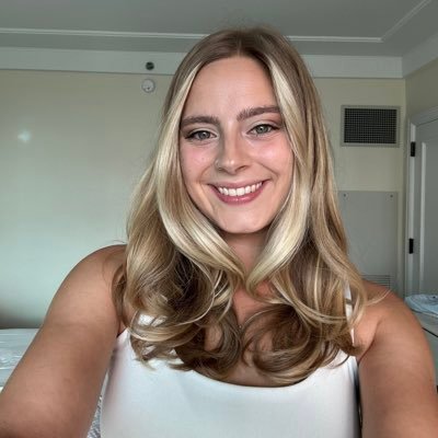 janeyboo9's profile picture. just living life :)