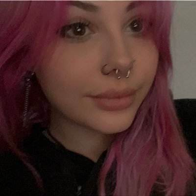 i tweet my inner monologue. ♒️☀️• ♈️🌙 • ♐️ 🌄• she/they. • queer • BLM • 22