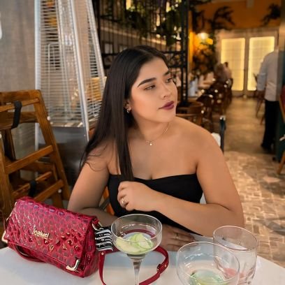 andrea25roldan's profile picture. 🇲🇽 | Veintitrés | Internacionalista | Fes Aragón