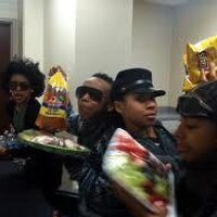 Kenesha Sample MB '~ - @Be_MiNDLESS4Eva Twitter Profile Photo