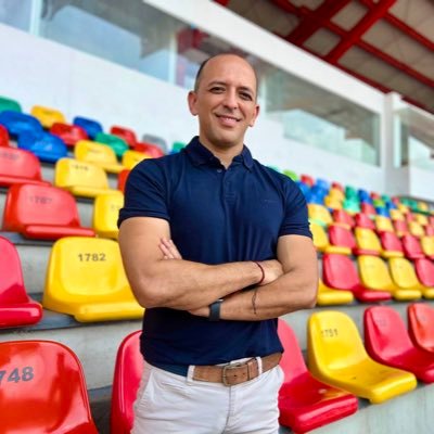 Ex futbolista. Director técnico licencia @conmebol. Hombre de Fe✨