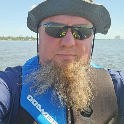 TheHolsh's profile picture. Windows\SCCM Engineer