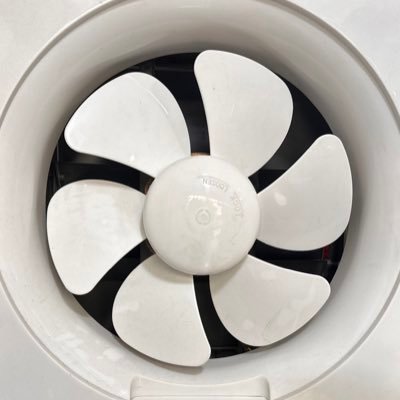 ivanprosperity's profile picture. 