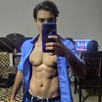 Fitness & Marketing | Helping you build discipline, grow your business, & achieve success 💪📈 | Sharing real stories, tips, & strategies | DM for collabs