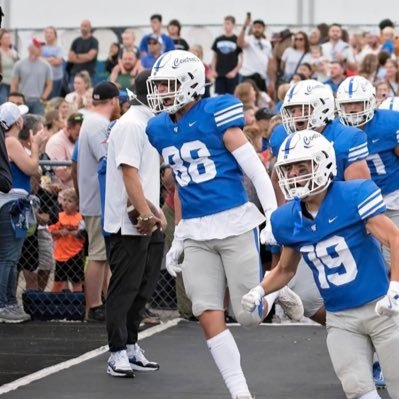 Central High School, Burlington IL , 26’ | 6’5 235lbs | DE, TE | #88 | 4.12 gpa | NHS | Email : Mbend812@gmail.com |Coach : @coach_yos NCAA ID# 2411464065
