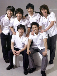 cometstar02's profile picture. 신화를 1998년도 부터 좋아하는 사람입니다.