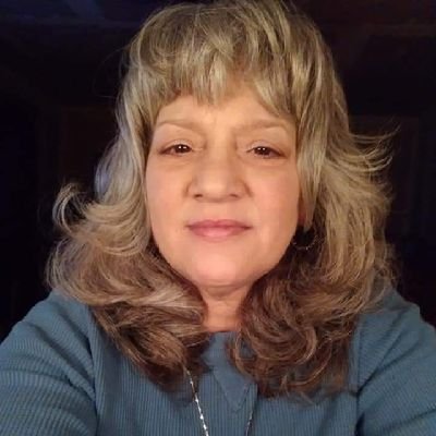 Trump💜 MAGA🇺🇸 MAHA❤️🤍💙 Independent Woman ♀️ Rural NY🌽 Christian✝️🙏
Mom and Gramma 🩷