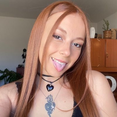 camii_schmit_'s profile picture. 