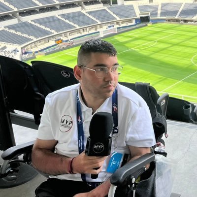 ✝️🦅🦁 | Licenciado en Comunicación Social🎙(UNICA)🇻🇪 | Periodista Freelancer | Nerd del fútbol | @_MVPSPORTS