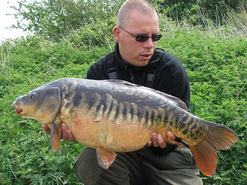 Carp....Carp....Carp, into bait making, rig making and getting out there to become one with nature and catch em in the edge........ well thats the plan........