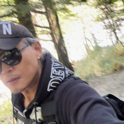 24k37564's profile picture. 表銀座縦走、中房温泉からヒュッテ大槍まで7時間！槍ヶ岳最高でした！ 筋トレ、バイクはスラクストン1200r、キャンプ、登山、お酒（レモンサワー、ハイボール） jojo好き！ シーザーツェペリ、ウェザーリポートとアレが好き、アレってなんや〜ww