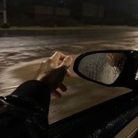 H (@uzzzvi) 's Twitter Profile