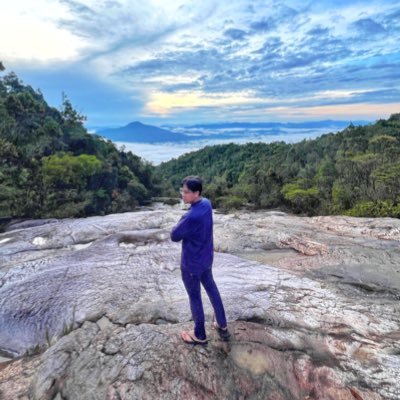 captmzk's profile picture. Live, Love & Learn | ✈️🏡 💻