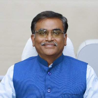 MuthukumarErode's profile picture. Live the moment