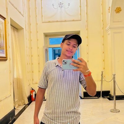 prakeen_kpathak's profile picture. YouTube channel , Instagram and Facebook page ~ PRAKEEN KP