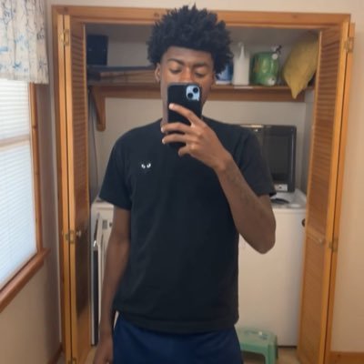 DinoThaPSolver's profile picture. 22🦹🏾‍♂️  ¥  6’2🧍🏿‍♂️¥ Texas🤠📍 ¥